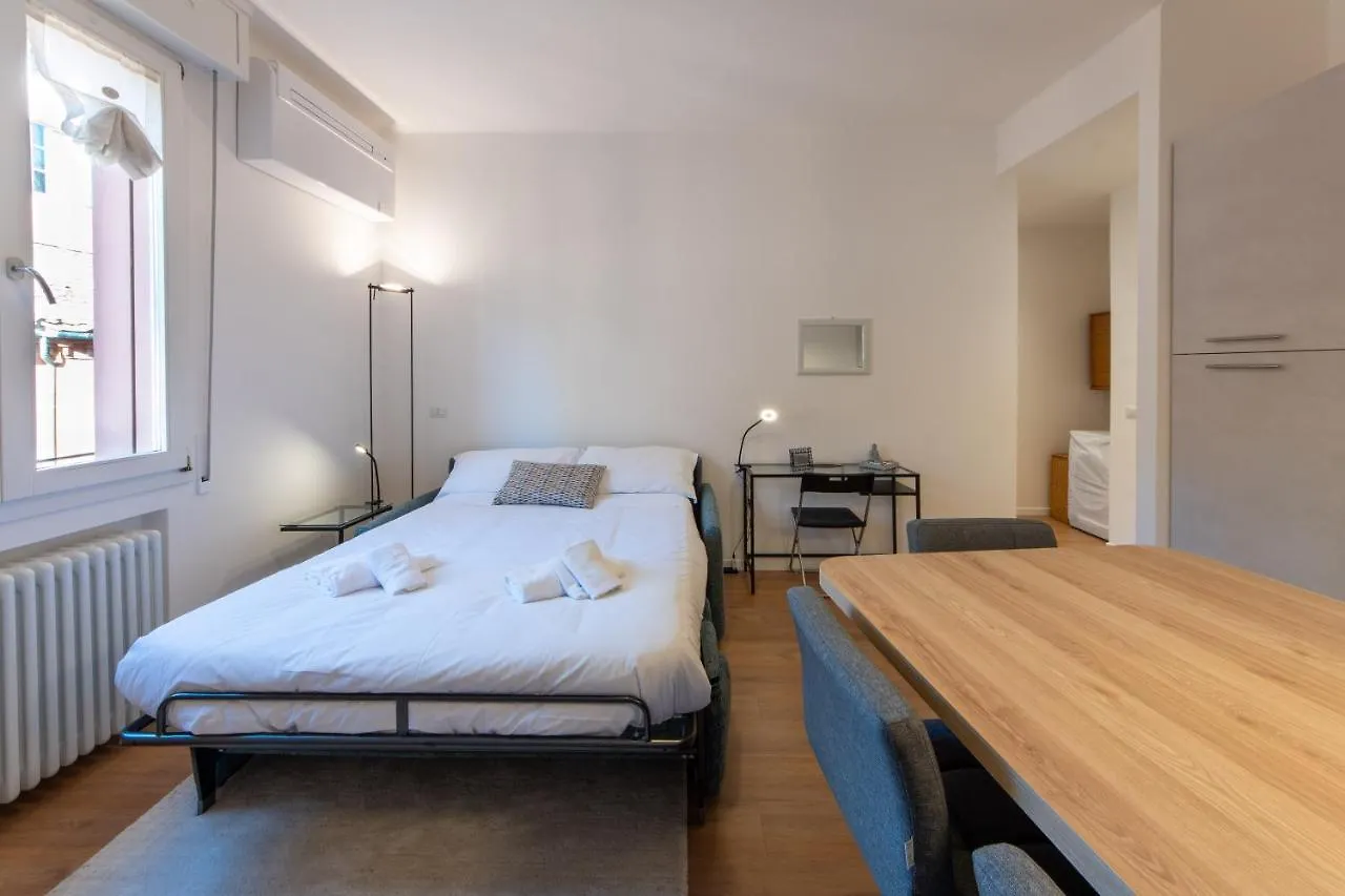 Apartamento Housmart Corte Galluzzi 7/2 Bolonha